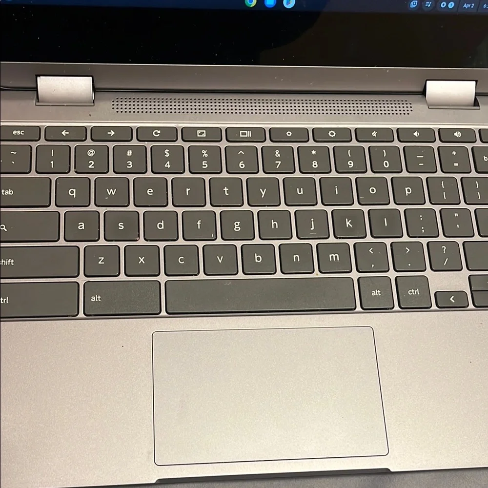Lenovo Silver Laptop Sleek Design Chromebook